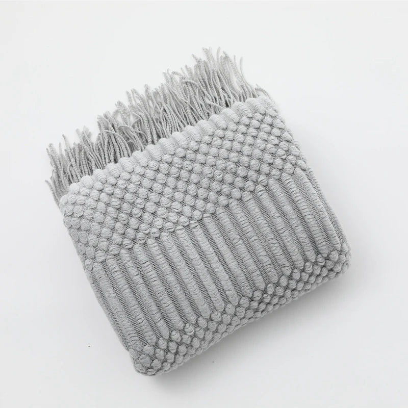 Plaid tricoté à franges gris clair